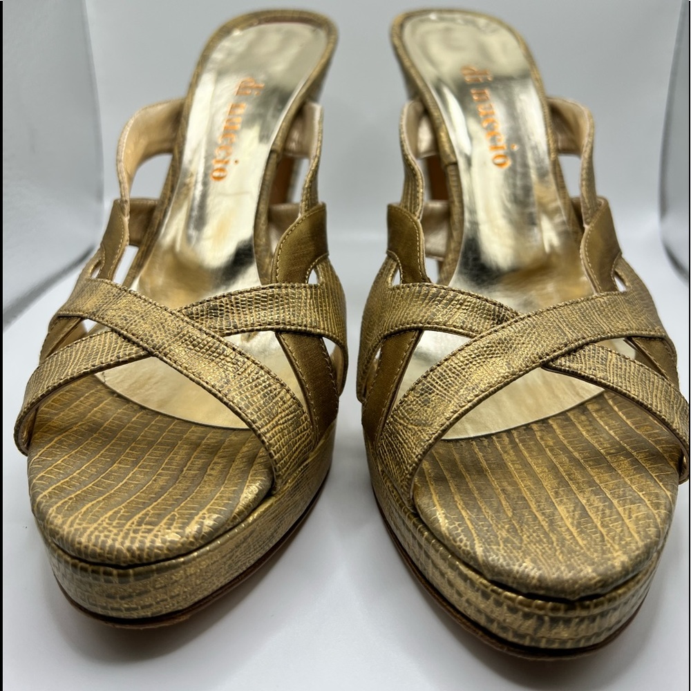 Di Nuccio Italian Vero Cuoio Gold  Platform Heels Size 38